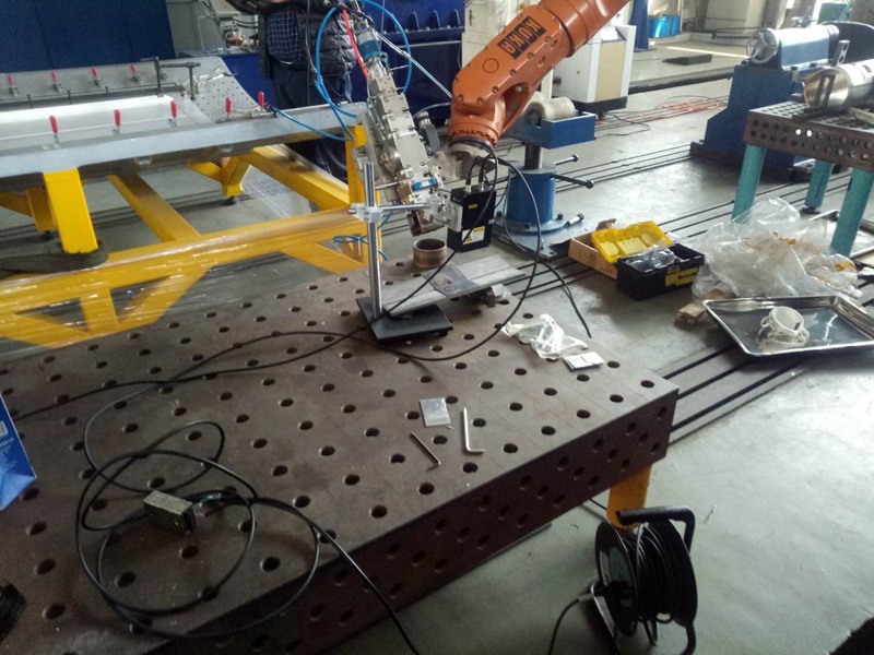 鐳爍光電焊縫跟蹤傳感器抗萬瓦級激光干擾驗(yàn)證成功